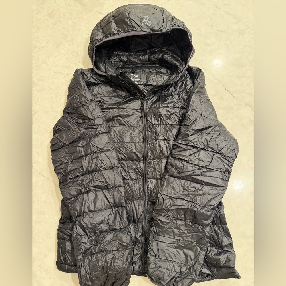 TNA Botanie Packable Puffer Jacket